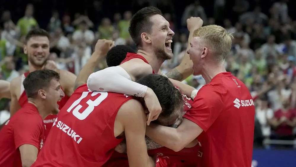 Pologne – Slovénie 90:87, les basketteurs polonais ont éliminé le défenseur slovène du CE !  Et ils affronteront la France